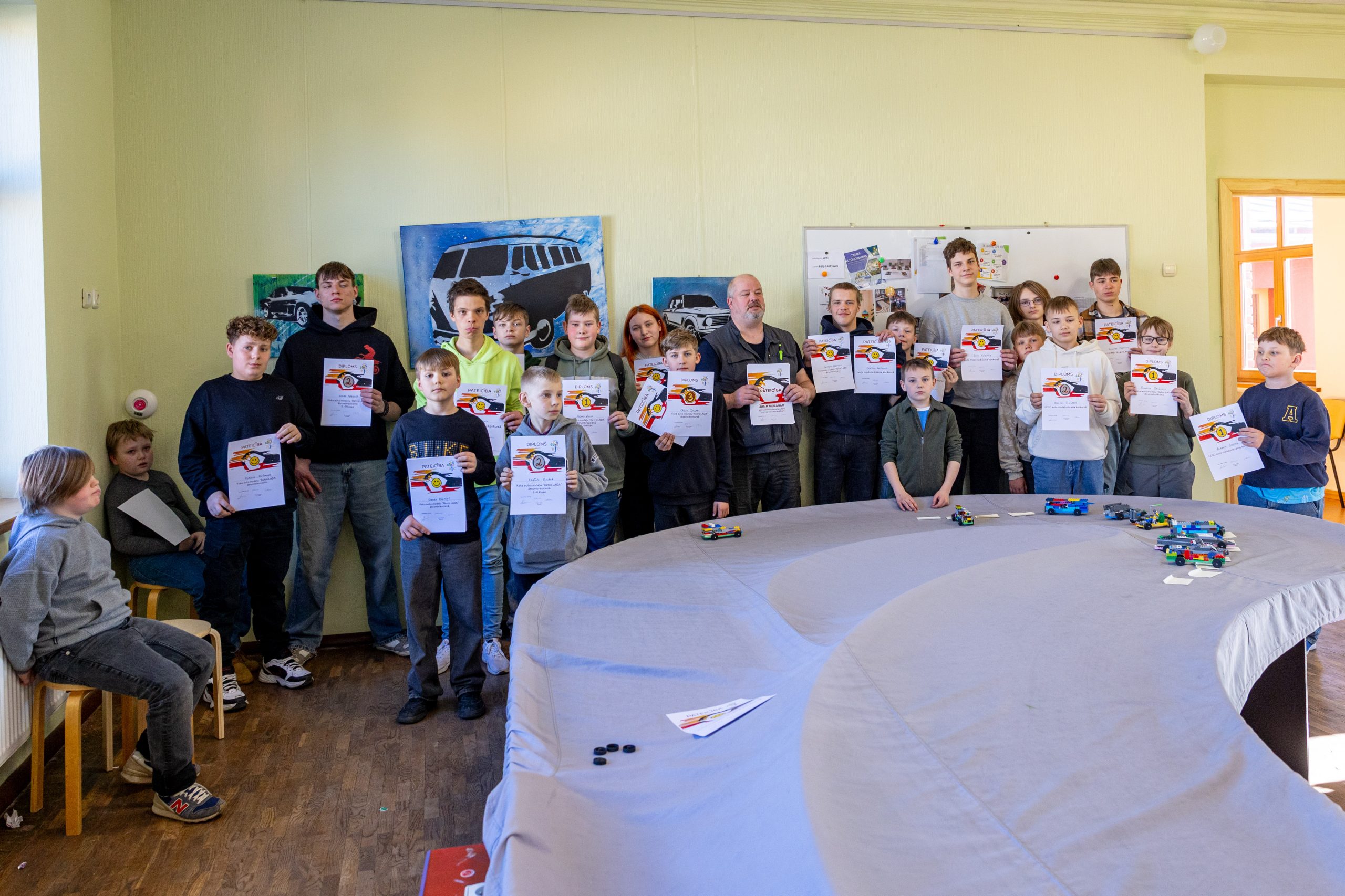 Aizvadītas Bauskas BJC inerces auto modeļu sacensības